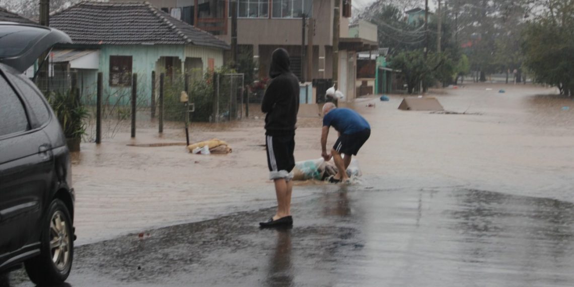 Alagamentos forçam a Prefeitura de Sapiranga a bloquear ruas nesta segunda-feira