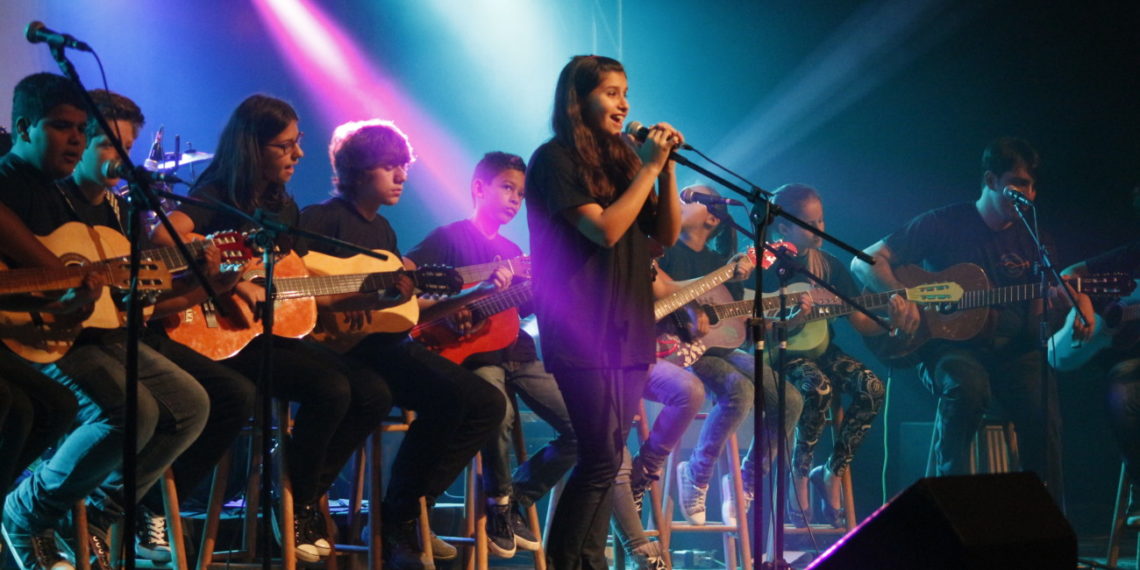 3ª Mostra de Música põe alunos sob os holofotes