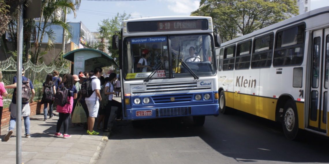 Redução de horários em linhas de ônibus força Sapiranga a notificar Klein