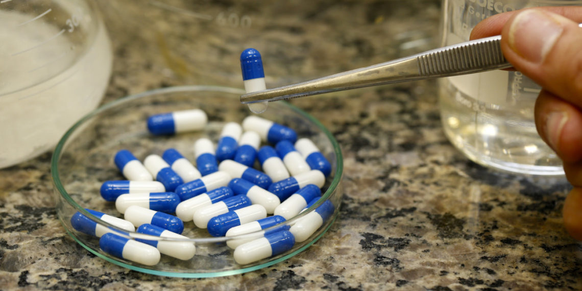 Entidade médica repudia aprovação do uso da fosfoetanolamina no país