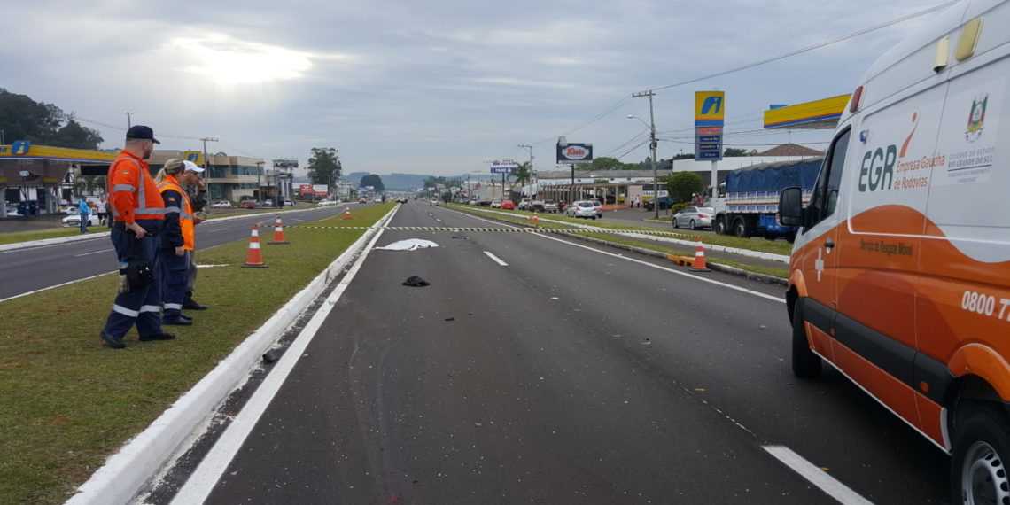 Dois carros atropelaram idoso morto na RS-239 em Sapiranga