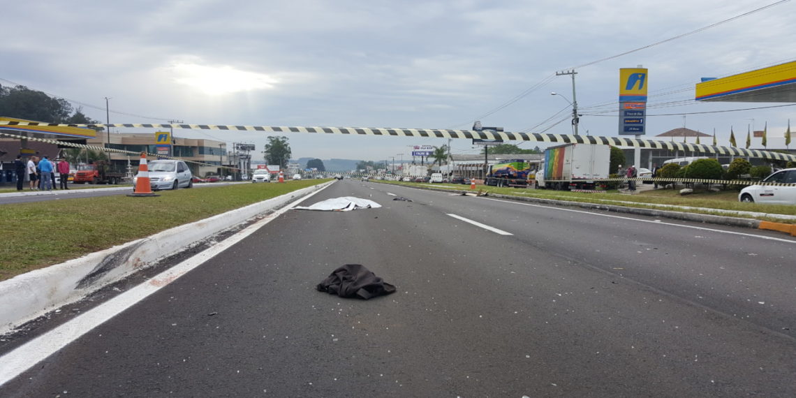 Homem morre atropelado na RS-239 em Sapiranga