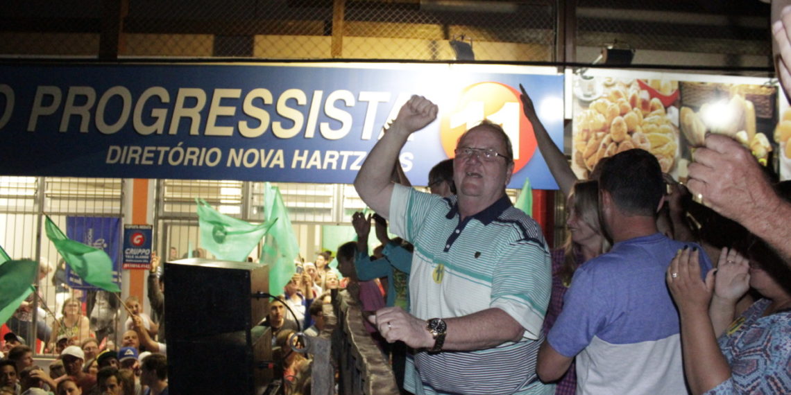 Jost dança e diz que Nova Hartz estava cheia de tantas promessas