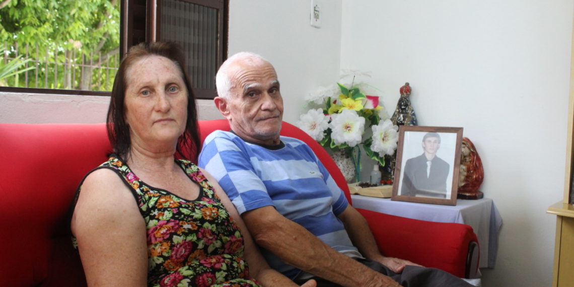 Pais de sapiranguense acamado buscam assistência especializada