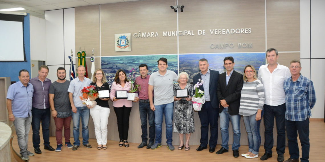 Noite marcada pela emoção na entrega do Troféu Mulher Cidadã em Campo Bom