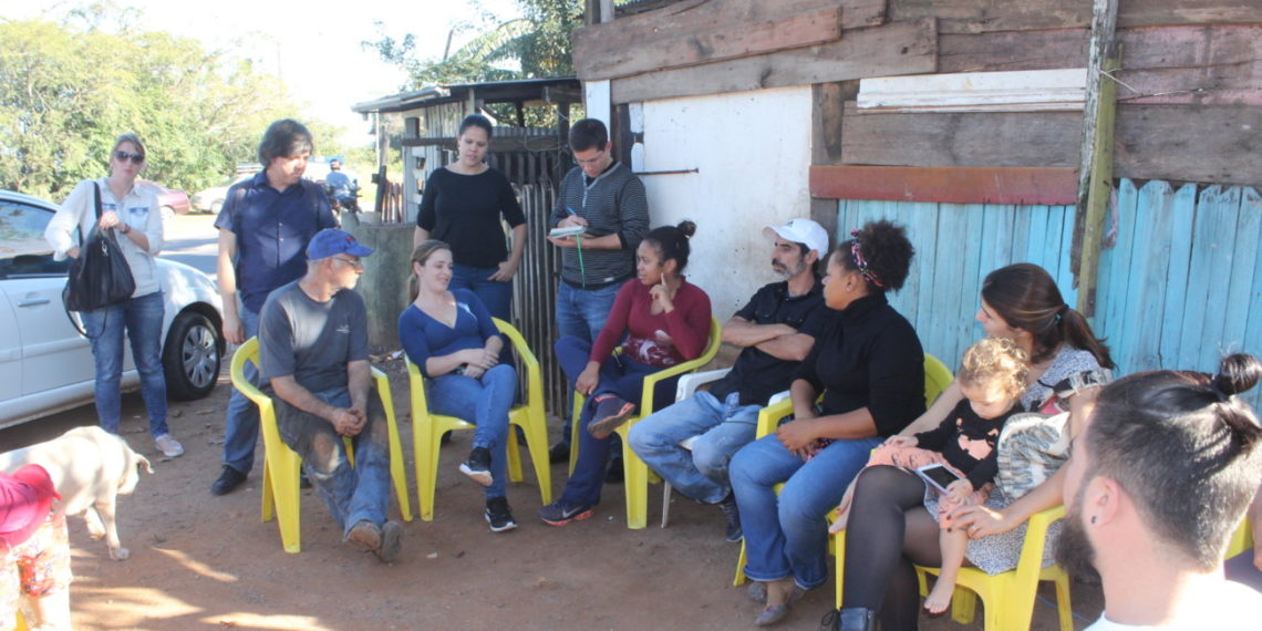 Angústia para famílias de invasão em Campo Bom