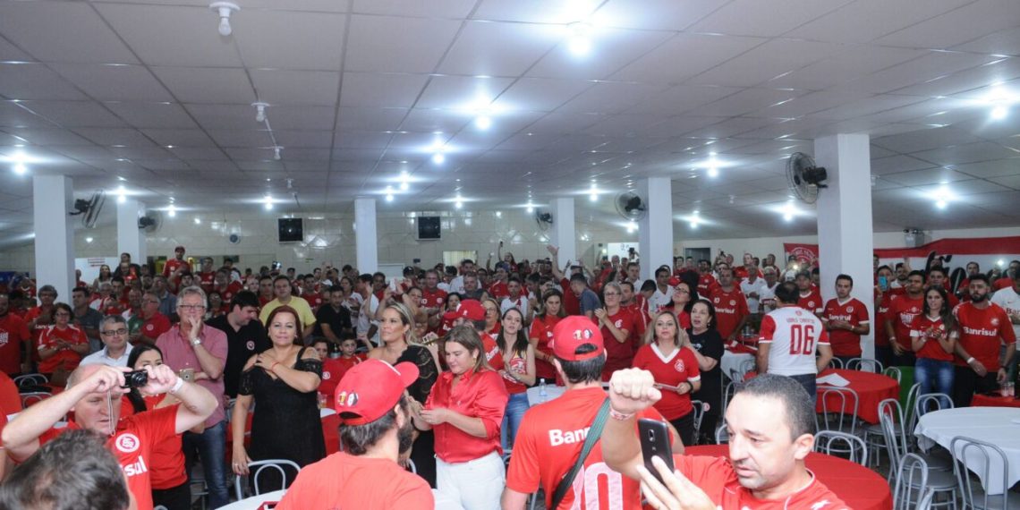 Gabirú, Perdigão, Índio e outras lendas coloradas estarão em Sapiranga nesta quarta-feira