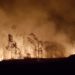 Incêndio atinge mata e deixa moradores assustados na encosta do Ferrabraz