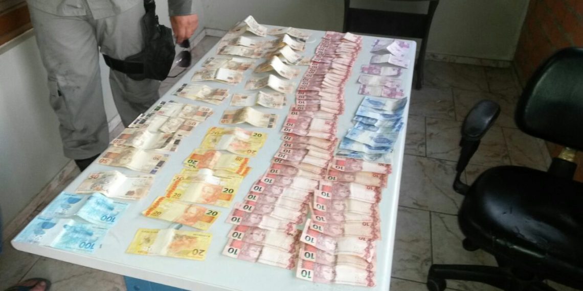 Brigada Militar apreende máquinas caça-níqueis em Araricá e Nova Hartz