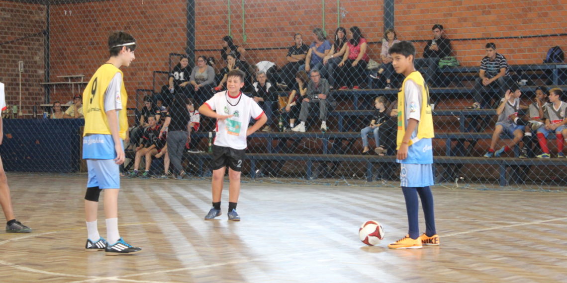 Araricá recebe a Copa Repercussão / Clip