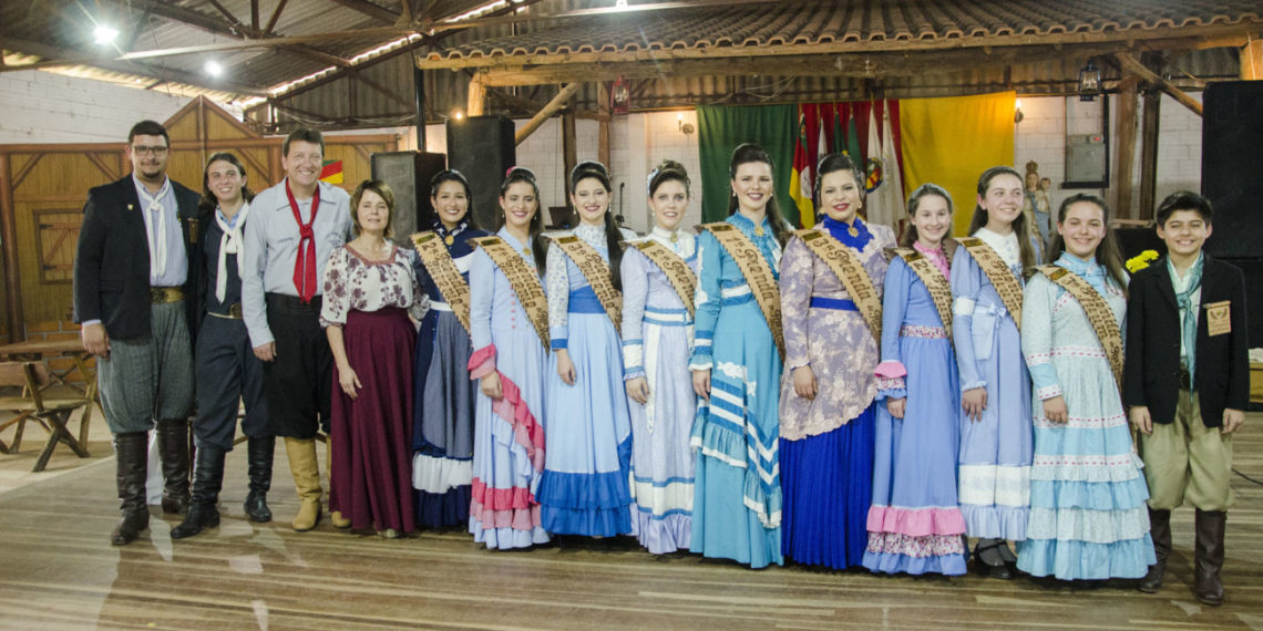 Recepção às prendas do Estado movimenta Campo Bom