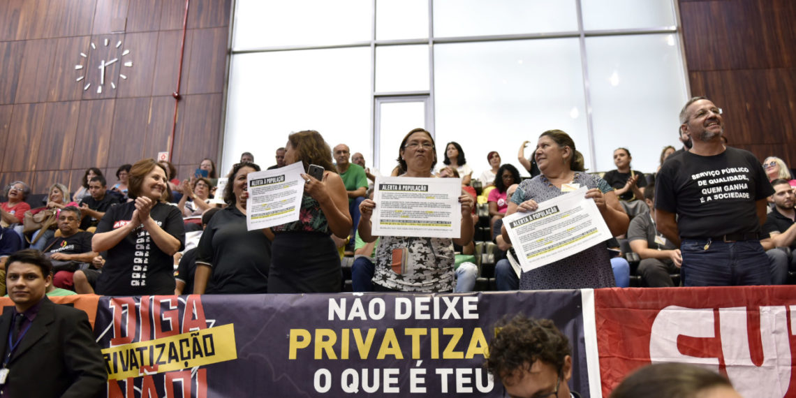 Deputados avaliam propostas de lei para privatização das estatais SulGás, CEEE e CRM