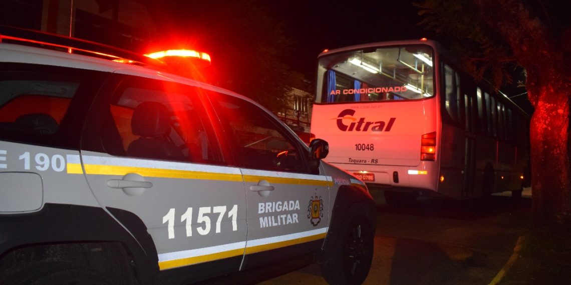 Passageiros de ônibus sofrem assalto em Sapiranga