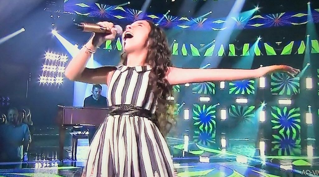 Merece destaque: Domingo será de torcida para Luiza Barbosa na semifinal do The Voice Kids