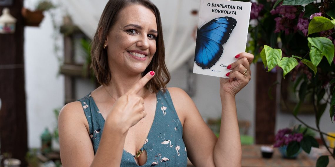 Sapiranguense lança livro para inspirar pessoas na busca pela espiritualidade