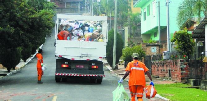 Técnicos da Secretaria de Meio Ambiente de Sapiranga participam de seminário sobre Gestão de Resíduos Sólidos