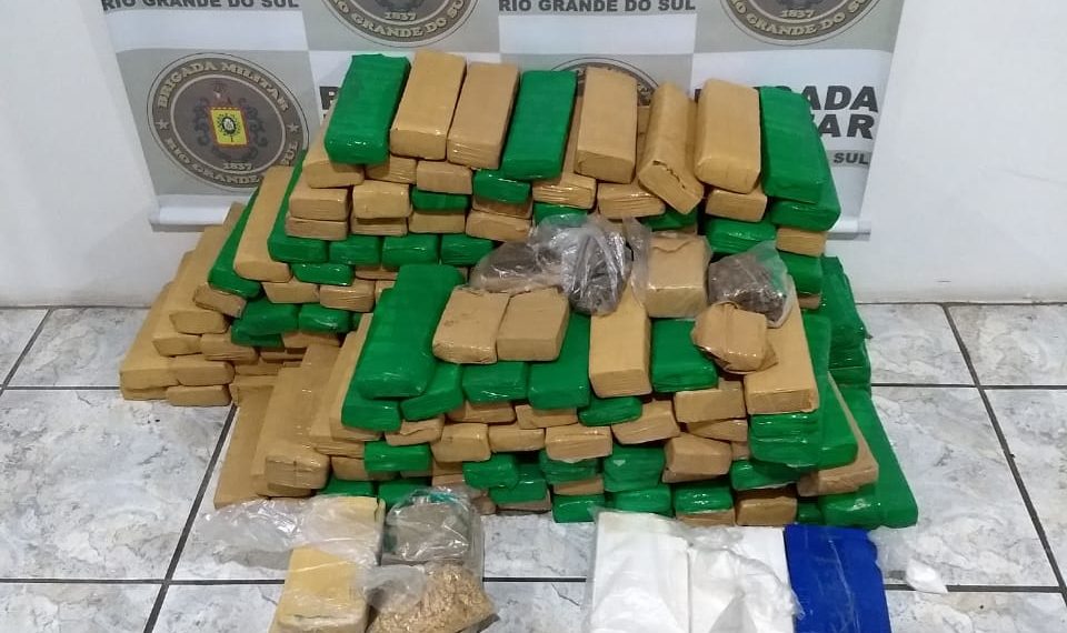 Brigada Militar efetua maior apreensão de drogas de 2019 em Sapiranga