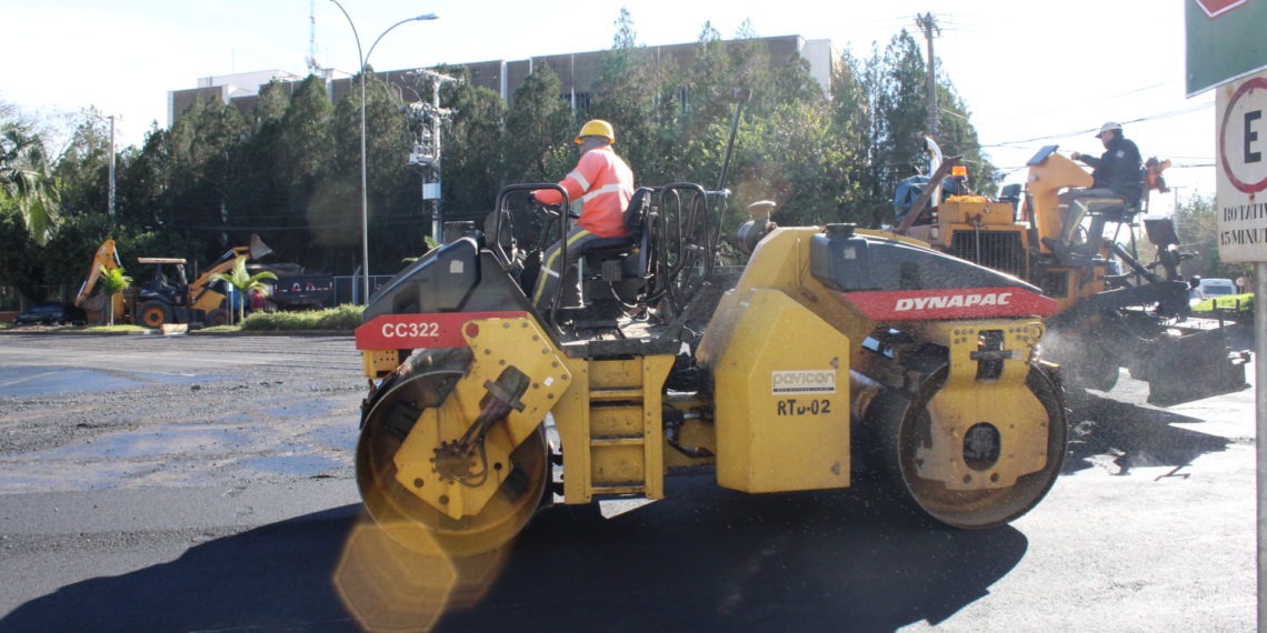 Rua São Jacó e trecho da Avenida João Corrêa recebem recapeamento asfáltico