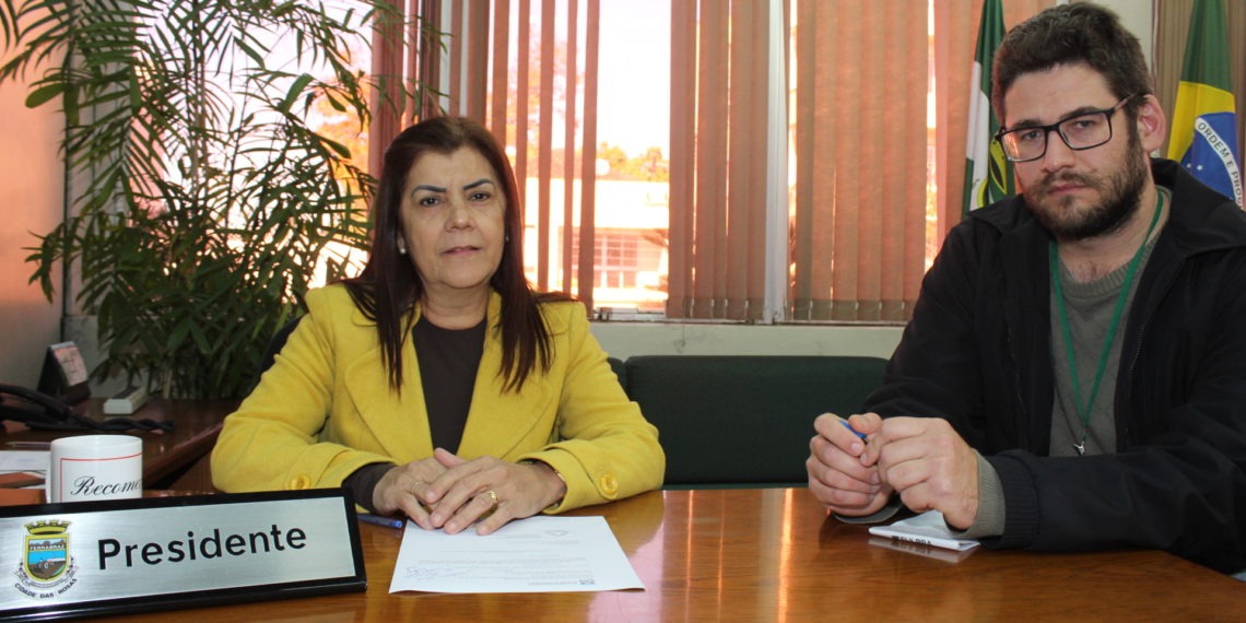 VÍDEO EXCLUSIVO: Presidente da Câmara de Sapiranga, Olivia Steigleder, aguarda documento do Cartório Eleitoral para acionar suplentes