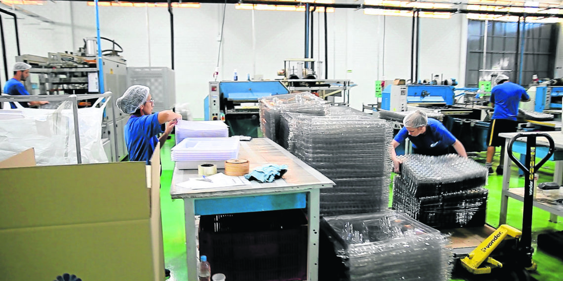Sapiranga e Campo Bom comemoram abertura de mais vagas de emprego
