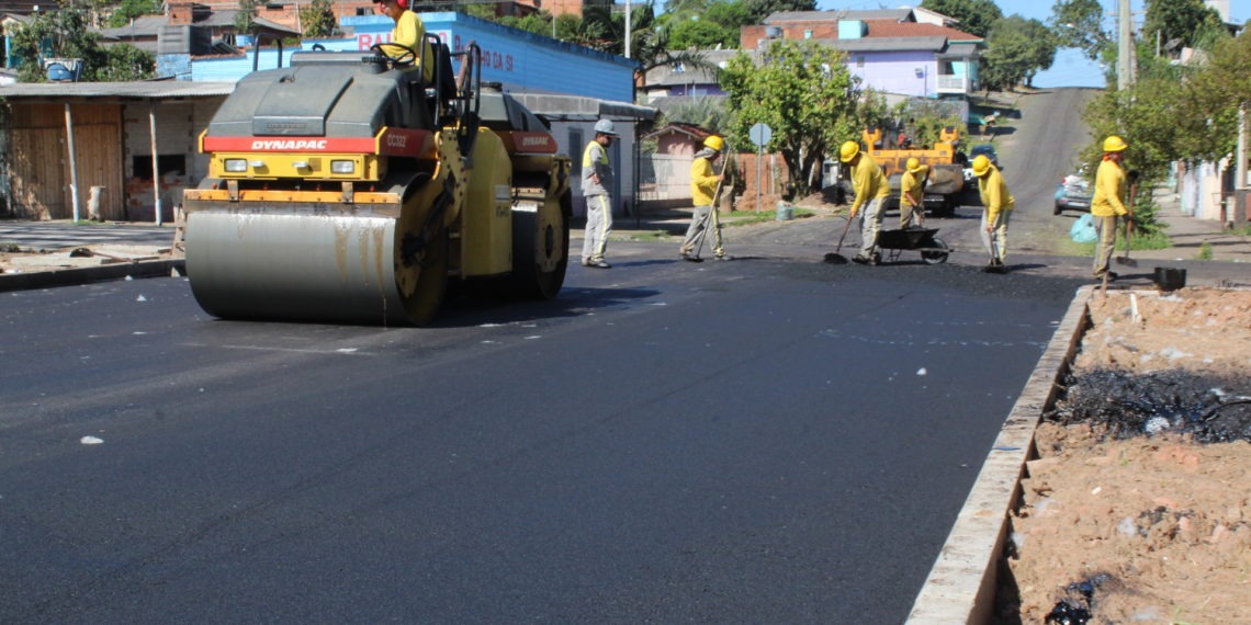 Rua João Goulart, no bairro São Luiz, é mais um local a receber asfaltamento em Sapiranga