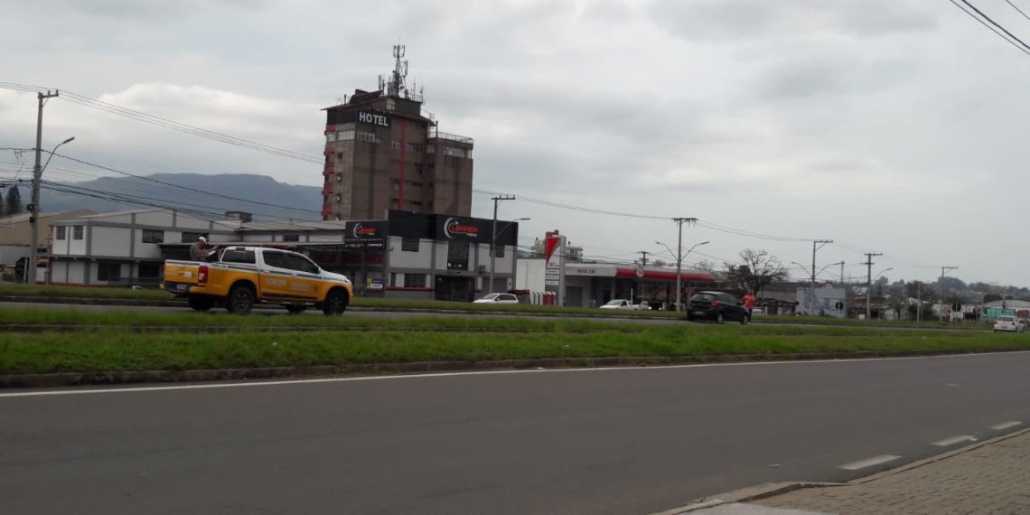 Pedestre fica ferido em atropelamento na RS-239 em Sapiranga