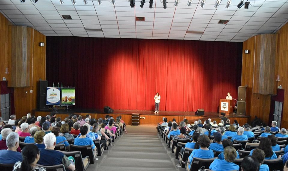 Mês do Idoso de Sapiranga encerrou com muita dança, alegria e confraternização