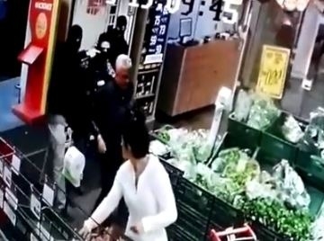 Quadrilha rouba supermercado, em Sapiranga, armados com fuzil e pistola. Confira o vídeo: