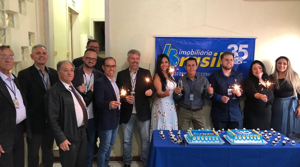Imobiliária Brasil comemora 35 anos reafirmando a qualidade e competência dos seus serviços