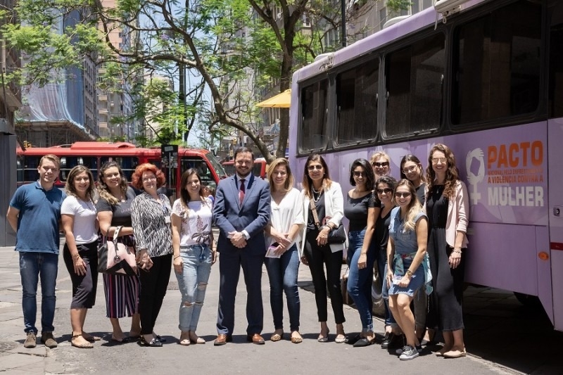Prevenção e combate à violência contra mulheres em foco no Governo do Estado