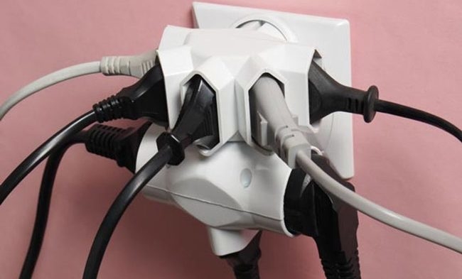 Mito ou Fato: Desplugar aparelhos não usados economiza energia?
