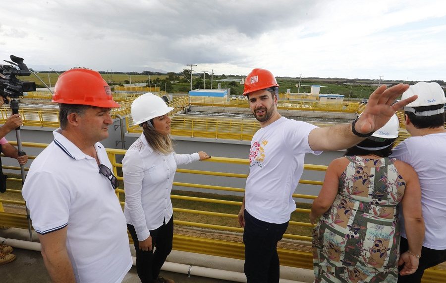 Governador Leite inaugura ETE da Corsan que vai beneficiar 80 mil moradores em Capão da Canoa