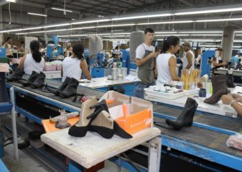 Deputados Dalciso e Issur comemoram redução do ICMS do calçado para 4% no RS
