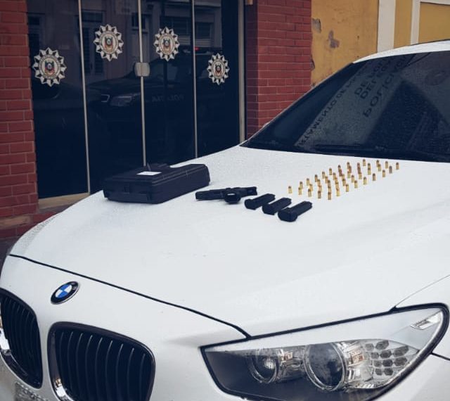 Policiais civis de Nova Hartz contribuem em prisões e apreensão de BMW de luxo em Santo Antônio da Patrulha