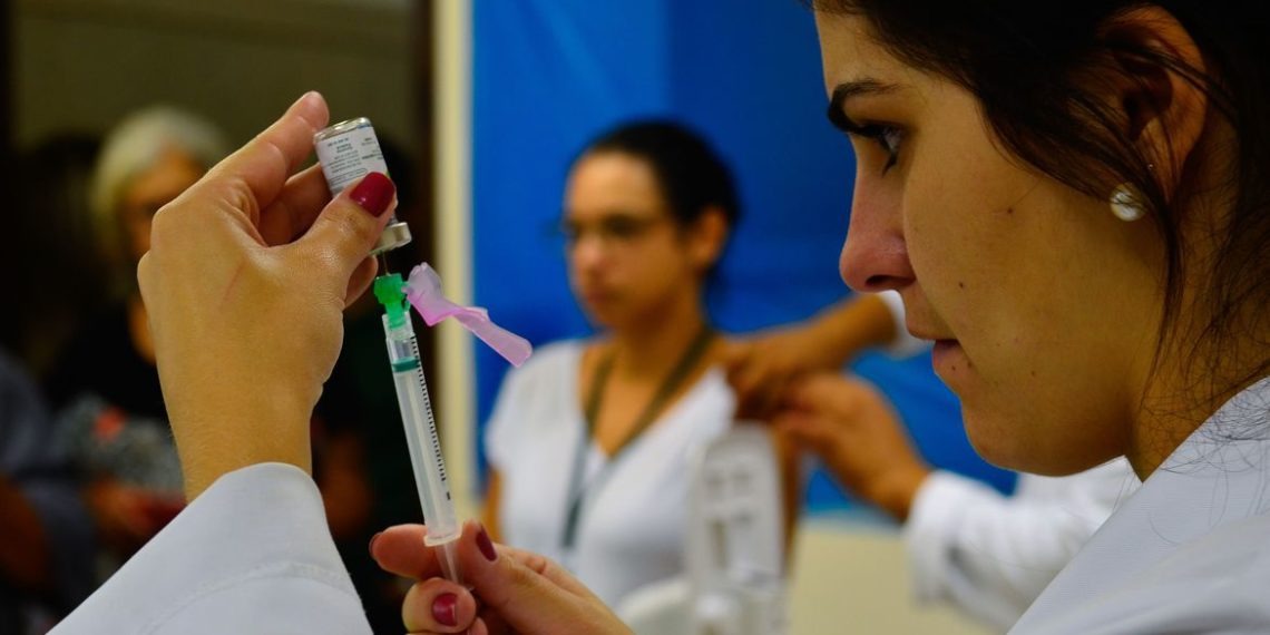 Ministério da Saúde antecipa vacinação contra a gripe