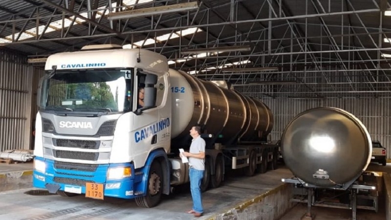 Governo distribui 140 mil litros de álcool para enfrentamento à Covid-19
