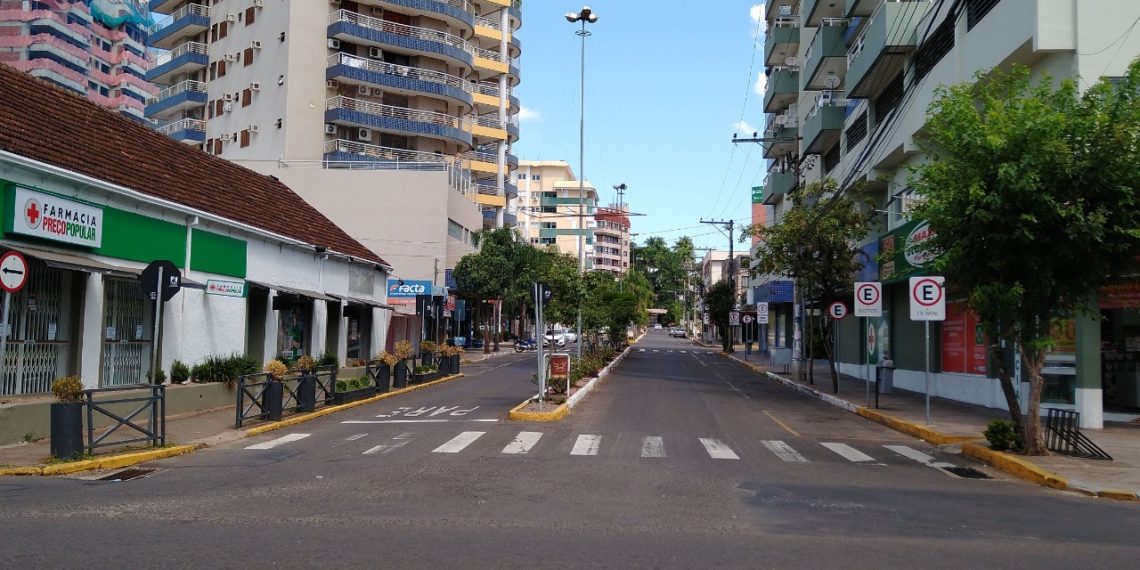 FCDL se posiciona a favor da reabertura de comércios e indústrias, desde que, adotem medidas sanitárias