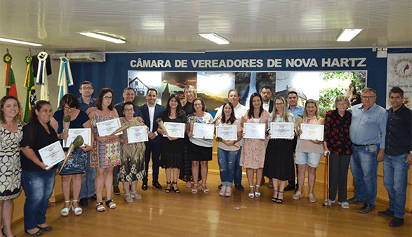Lideranças femininas de Nova Hartz são homenageadas com o Título de Mulher Cidadã