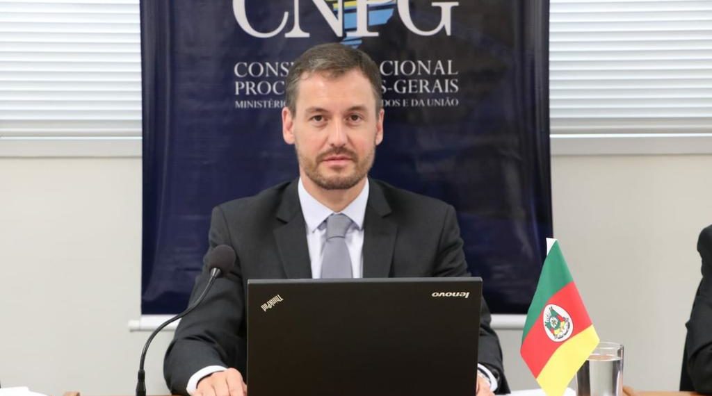 Ministério Público investiga responsabilidade de prefeitos que descumprem decreto estadual