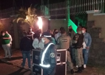 Brigada Militar e Prefeitura de Campo Bom acabam com festa no bairro Paulista