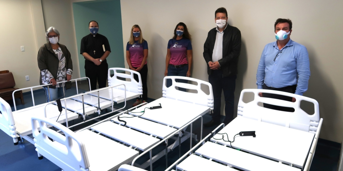 Hospital Lauro Reus recebe doação de camas hospitalares