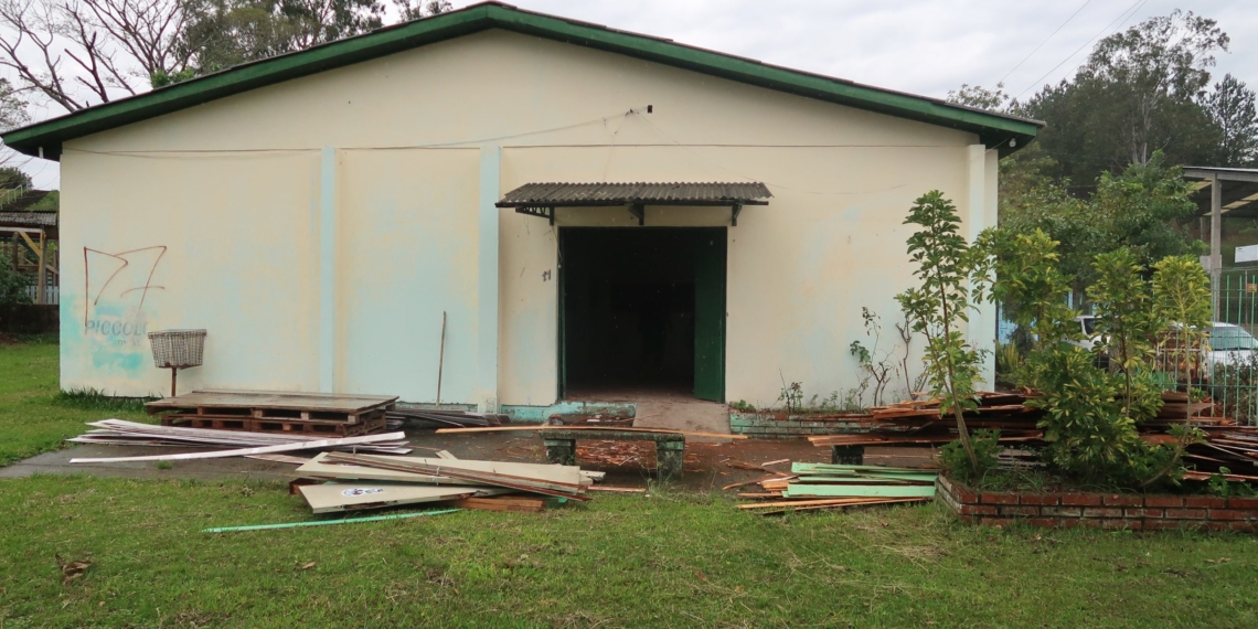 Associação de Moradores do bairro Cohab Sul, em Campo Bom, passa por reforma completa