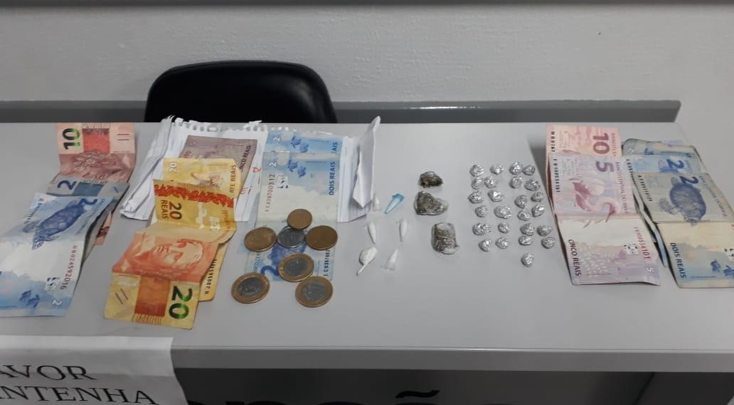 Brigada Militar de Sapiranga apreende adolescente de 15 anos por tráfico de drogas