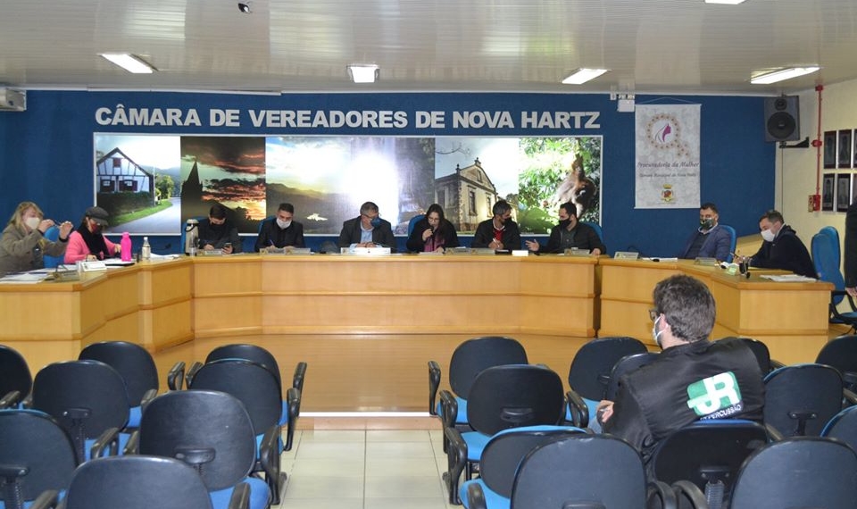 Vereadores de Nova Hartz acolhem veto do prefeito quanto a criação de Conselho