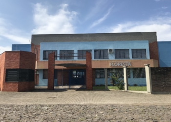 EMEF Floresta vai ganhar quadra coberta e vestiários