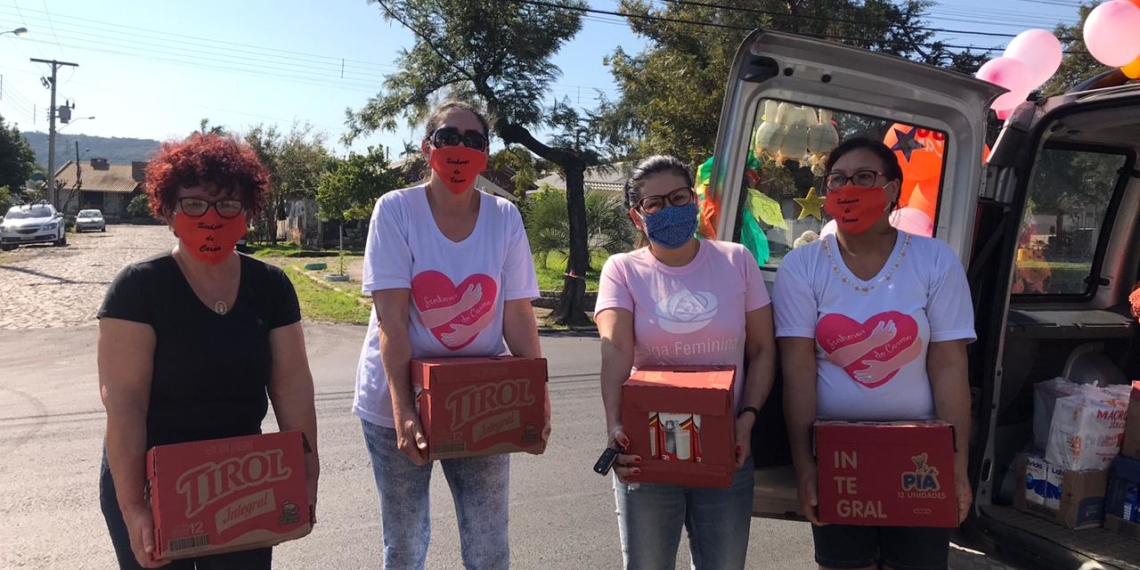 Grupo arrecada 400 litros de leite para a Liga do Câncer