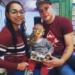 Família do menino Enzo pede ajuda para tratamento milionário