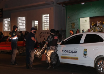 Prefeitura de Sapiranga e BM fiscalizam locais para evitar aglomerações