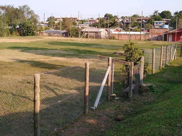 Campo de futebol no bairro Vila Nova, em Nova Hartz, passa por remodelação