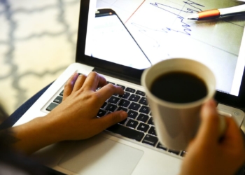 FGTAS oferece aula gratuita sobre uso de ferramentas virtuais para trabalhos na internet